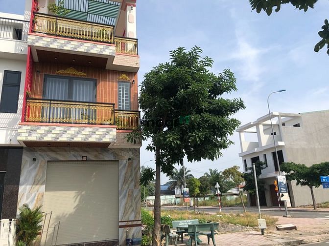 Hình ảnh Cần bán lô đất kế bên nhà 123m2, SHR, full thổ cư
