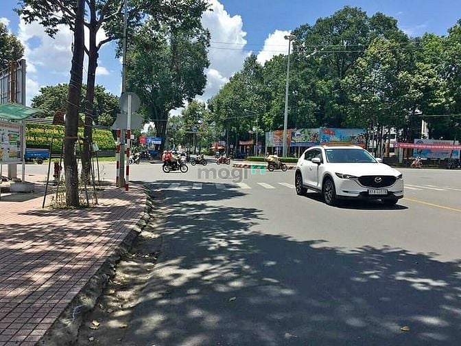 Hình ảnh [100% SỰ THẬT] CẮT LỖ mảnh đất Thổ Cư ngay QL13 DT 3440m2 Giá 290TR