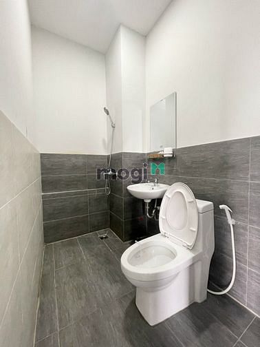 Hình ảnh Mb6623 nạp rút nhanh chóng full nội thất ban công siêu thoáng gần sân bay