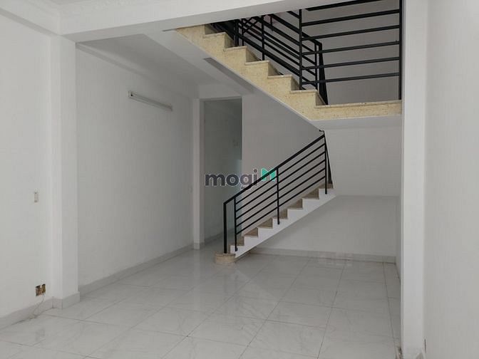Hình ảnh Nhà giá rẻ 15triêu khu tên lửa