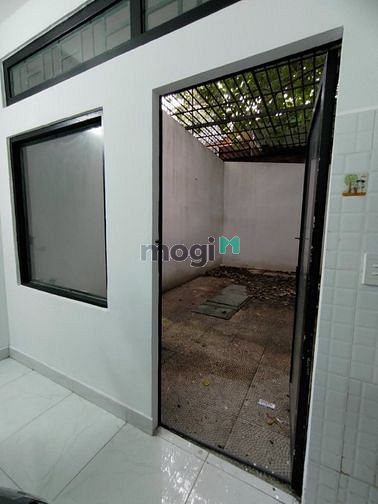 Hình ảnh Nhà giá rẻ 15triêu khu tên lửa