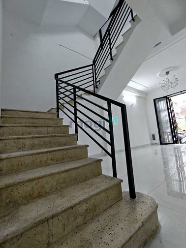 Hình ảnh Nhà giá rẻ 15triêu khu tên lửa