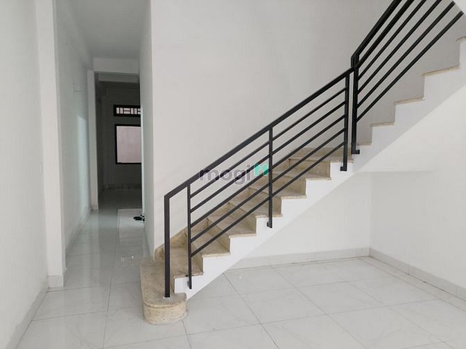 Hình ảnh Nhà giá rẻ 15triêu khu tên lửa