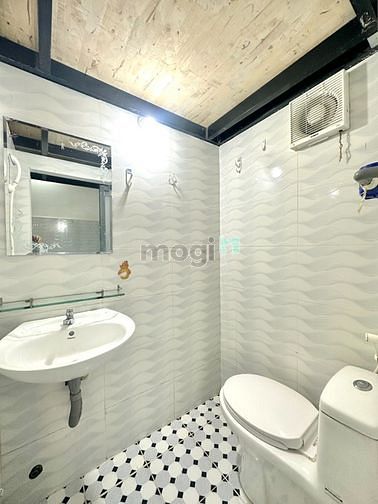 Hình ảnh Căn Hộ Gác Lửng Cao Cấp HẺM OTO NGAY ĐẠI HỌC BÁCH KHOA TP.HCM