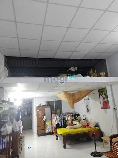 Hình ảnh Bán Nhà Quận 12, 31 Phan Văn Hớn 2.5 tỷ,68m2, Hẻm 3met, cách MT 100m.