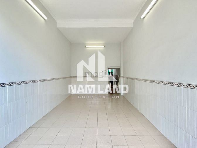 Hình ảnh Cho Thuê Nhà 15 x 15m Gara 2 Lầu 4 Phòng Đường 30 Bình An