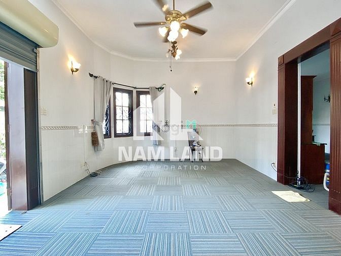 Hình ảnh Cho Thuê Nhà 15 x 15m Gara 2 Lầu 4 Phòng Đường 30 Bình An