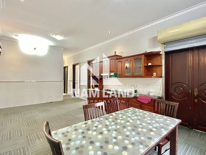 Hình ảnh Cho Thuê Nhà 15 x 15m Gara 2 Lầu 4 Phòng Đường 30 Bình An