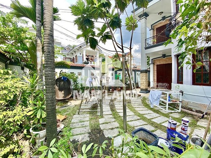 Hình ảnh Cho Thuê Nhà 15 x 15m Gara 2 Lầu 4 Phòng Đường 30 Bình An