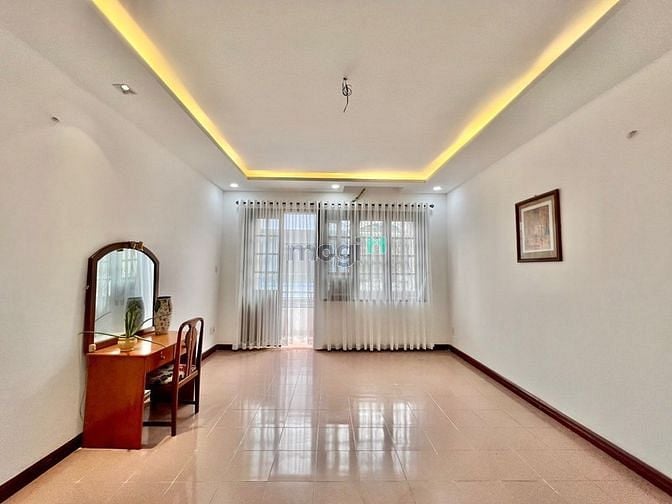 Hình ảnh Cho thuê nhà siêu đẹp số 340/10A Hoàng Văn Thụ, phường 4, Tân Bình