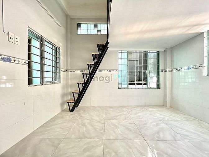 Hình ảnh Phòng Trọ Có Gác Có Máy Lạnh Ở Hoàng Hoa Thám Tân Bình