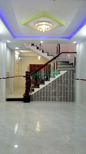 Hình ảnh Cho thuê nhà đẹp hẻm xe tải Phan Huy Ích P.15 Tân Bình 3 lầu