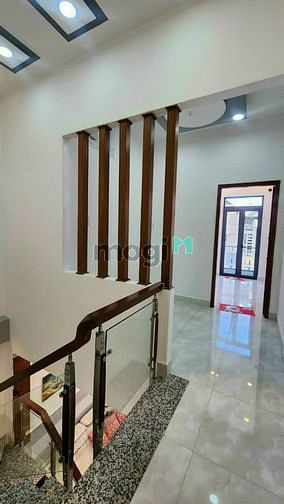 Hình ảnh Bán nhà mặt tiền Bùi Văn Ba,đường số 7, Q7.