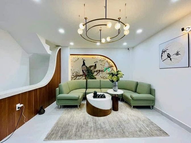 Hình ảnh Cho thuê nhà 92C Phạm Ngọc Thạch, Phường 6 Quận 3.