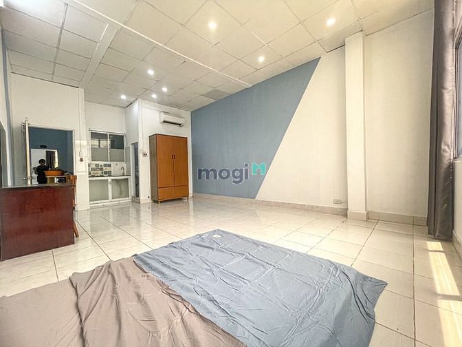 Hình ảnh Phòng studio, mặt tiền đường Bạch Đằng
