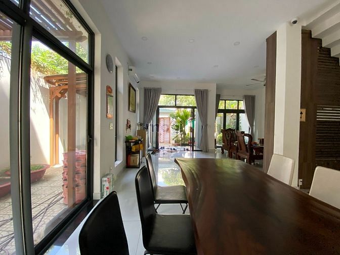 Hình ảnh CHO THUÊ BIỆT THỰ View Công viên, DT 300m2, 3 Tầng