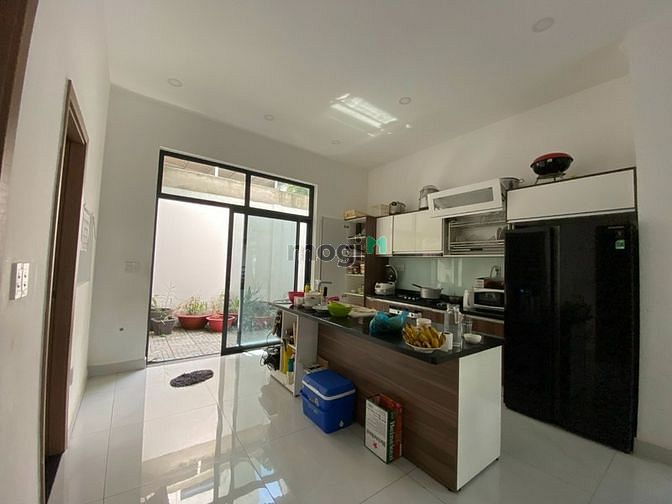Hình ảnh CHO THUÊ BIỆT THỰ View Công viên, DT 300m2, 3 Tầng