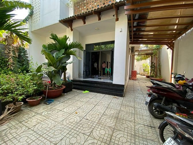 Hình ảnh CHO THUÊ BIỆT THỰ View Công viên, DT 300m2, 3 Tầng