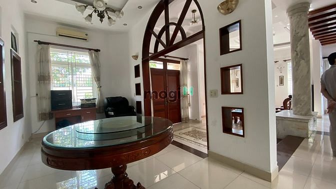 Hình ảnh Cho thuê biệt thự siêu đẹp đường Đặng Thùy Trâm