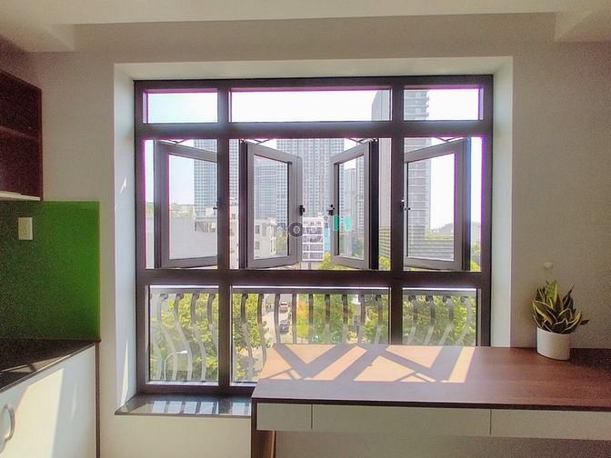 Hình ảnh Cho Thuê căn HỘ full nội thất y hình , view siêu đẹp , có bàn Làm Việc