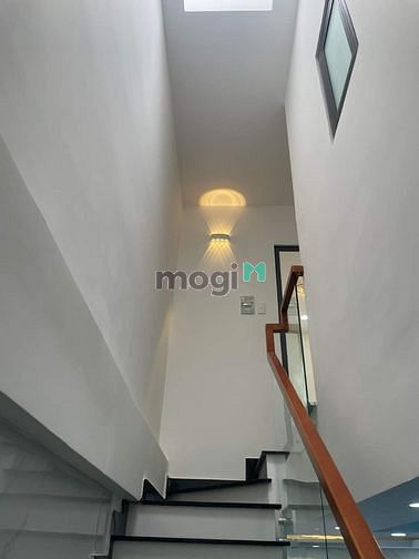 Hình ảnh Lê Văn Quới Hẻm 6m - Nhà 3 tầng BTCT - 41m2 -
