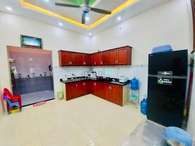 Hình ảnh Bán nhà LẠC LONG QUÂN P3 Q11 1tỷ570