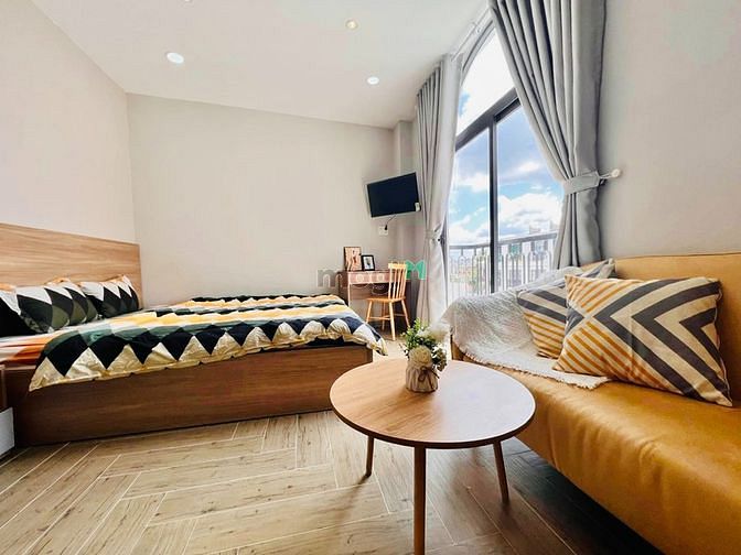 Hình ảnh Ngay Nhà Thi Đấu PHÚ THỌ - Studio Ban Công Siêu Thoáng