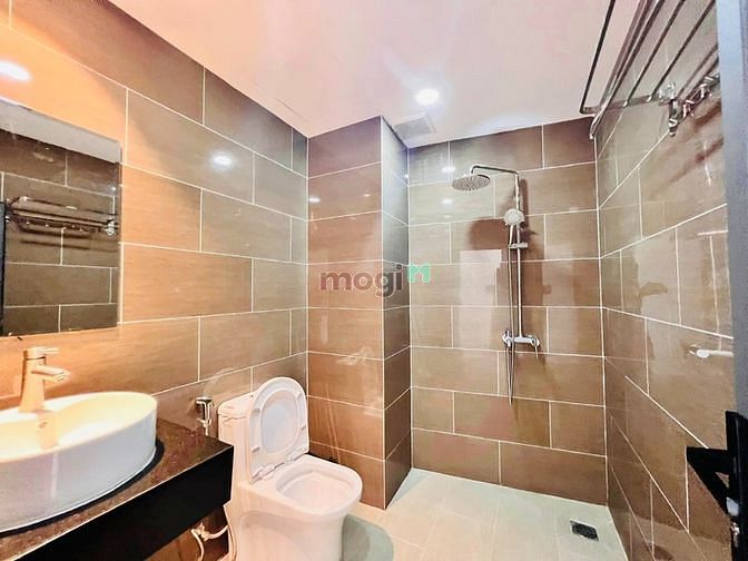 Hình ảnh Ngay Nhà Thi Đấu PHÚ THỌ - Studio Ban Công Siêu Thoáng