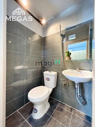 Hình ảnh Mb6623 nạp rút nhanh chóng studio ban công riêng ngay Phan Xích Long