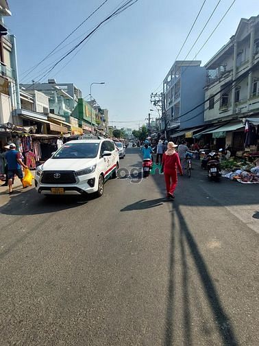 Hình ảnh 5 tầng - chỉ 3.75 tỷ - khu dân trí -tên lửa aeon mall bình tân