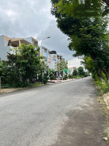 Hình ảnh Bán gấp đất MT đường TênLửa,gần Aeon Bình Tân,Bình Trị Đông B, 90m2.
