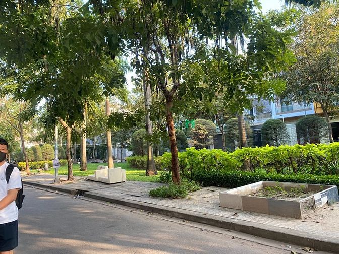 Hình ảnh CHO THUÊ Nhà 3 Tầng, Đặng Thùy Trâm, ngay cổng ĐH Văn Lang CS3