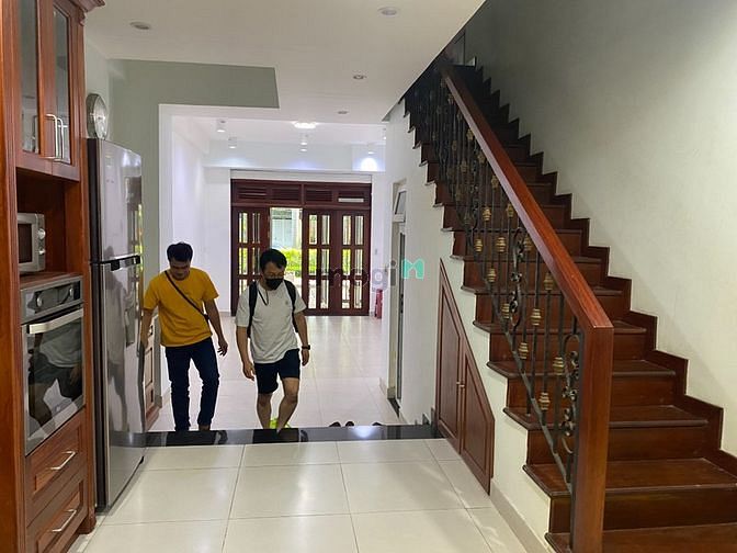 Hình ảnh CHO THUÊ Nhà 3 Tầng, Đặng Thùy Trâm, ngay cổng ĐH Văn Lang CS3