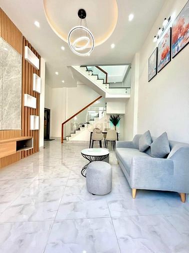 Hình ảnh Cần vốn bán gấp nhà  Nguyễn Khoái, Q4 56m2/60TR gần chợ Xóm Chiếu