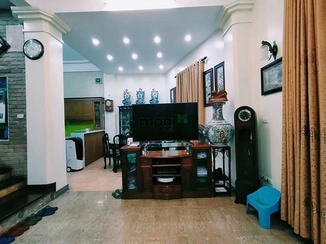 Hình ảnh Bán Nhà Mặt Phố Lạc Long Quân. Tây Hồ. Vỉa Hè Rộng. KD Sầm Uất. DT 50M