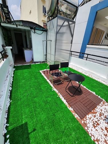 Hình ảnh View Đẹp - Căn Penthouse Full Nội Thất Có Ban Công Riêng Tại Đặng Dung