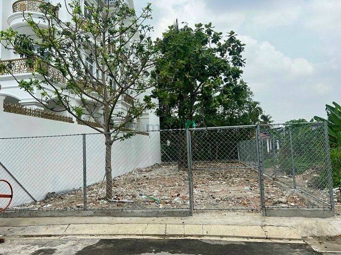 Hình ảnh Lô đất vàng mặt tiền đường Lê Thị Chợ dt 85m² giá 1tỷ6  sổ hồng sẵn