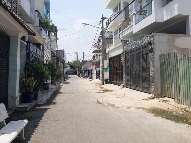Hình ảnh Bán gấp mặt tiền kinh doanh chợ Ngô Chí Quốc. DT 105m2/2ty6