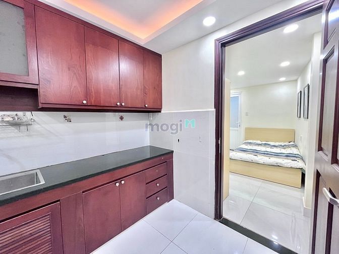 Hình ảnh Phòng có ban công tách bếp cực HOT tại CMT8 Tân Bình
