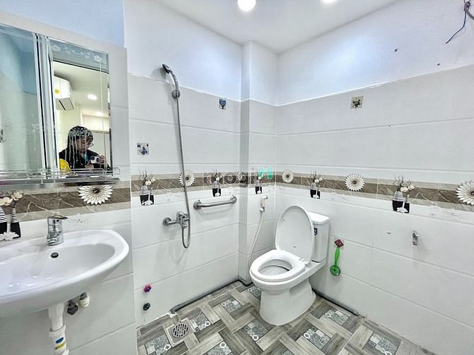 Hình ảnh Phòng có ban công tách bếp cực HOT tại CMT8 Tân Bình