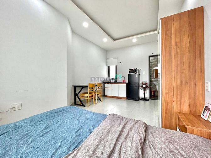 Hình ảnh Mb6623 nạp rút nhanh chóng Studio giá rẻ cửa sổ lớn ngay bờ kè Trường Sa