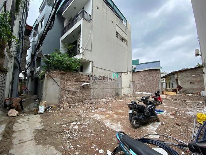 Hình ảnh Bán đất Văn Cao, Ba Đình 125m, MT 9m, giá 9 tỷ 5 có thương lượng.