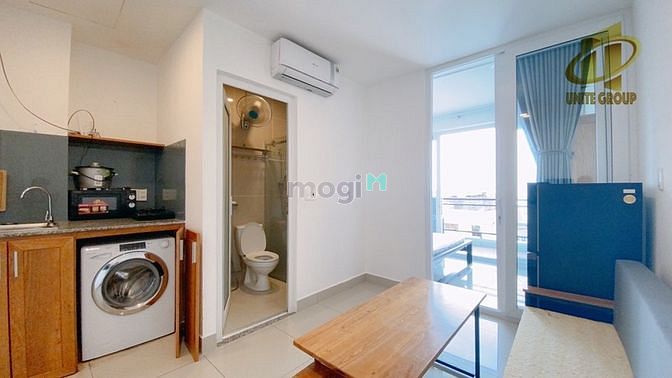 Hình ảnh 1PN BANCON máy giặt riêng gần dh Luật - chợ Xóm Chiếu Quận 4