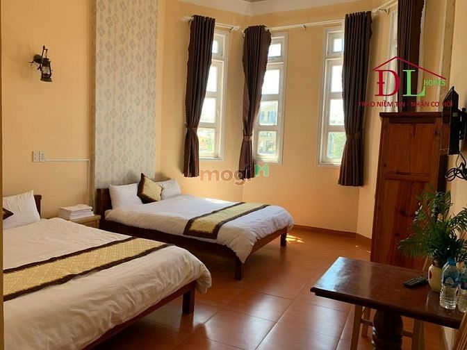 Hình ảnh Cho thuê khách sạn 2 mặt tiền Ba Tháng Tư P3 Đà Lạt view thung lũng