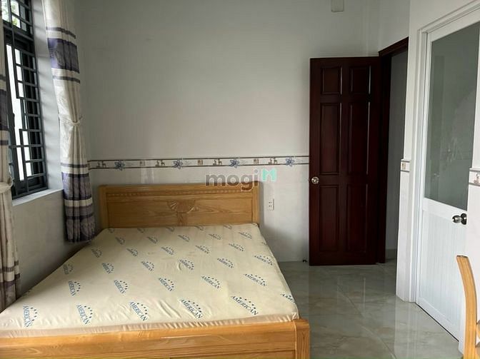 Hình ảnh Phòng ban công 132 Mã Lò, từ 3tr6