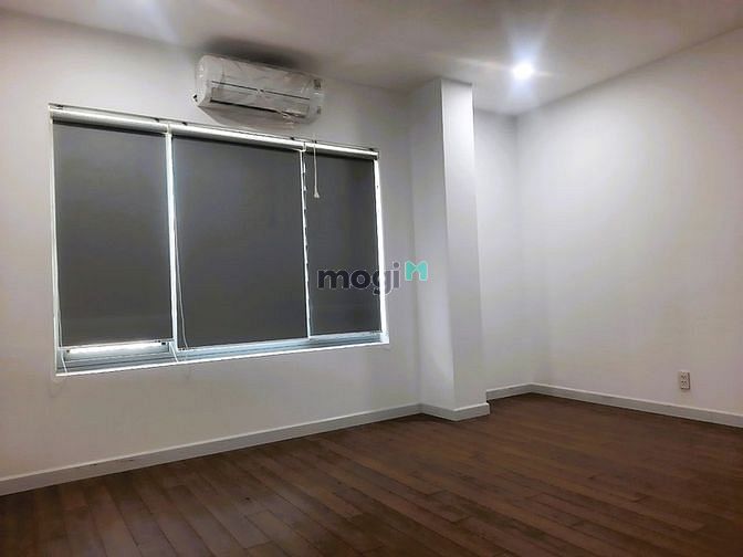 Hình ảnh Cho thuê căn penthouse 4PN 320m2 chung cư Phúc Lộc Thọ Linh Trung
