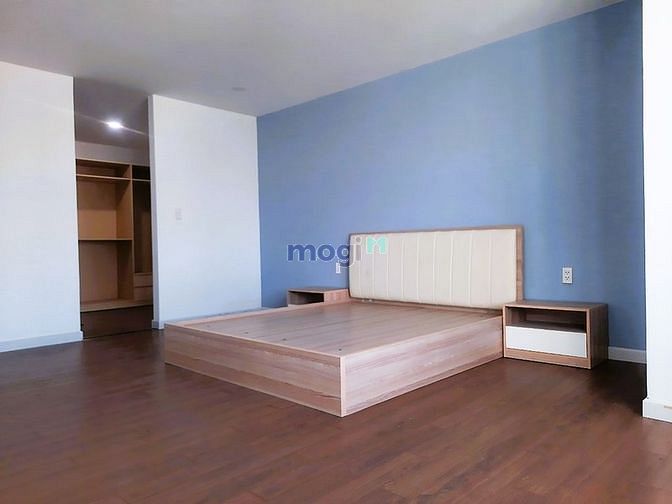 Hình ảnh Cho thuê căn penthouse 4PN 320m2 chung cư Phúc Lộc Thọ Linh Trung