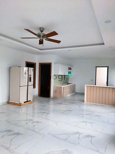 Hình ảnh Cho thuê căn penthouse 4PN 320m2 chung cư Phúc Lộc Thọ Linh Trung