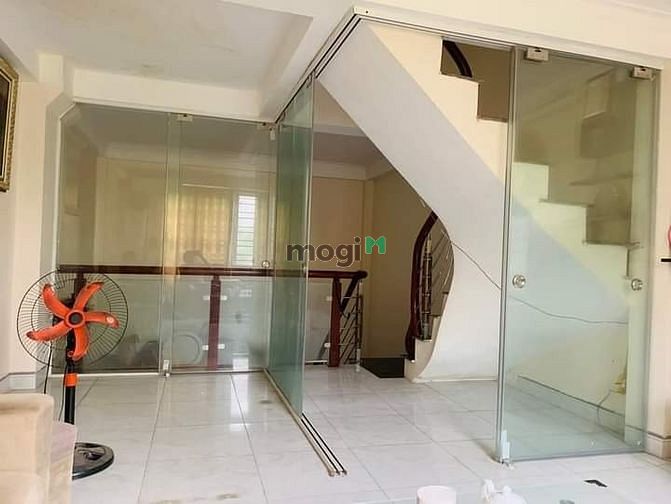 Hình ảnh CHO THUÊ NHÀ Trần Duy Hưng, phân lô, ô tô dừng đỗ