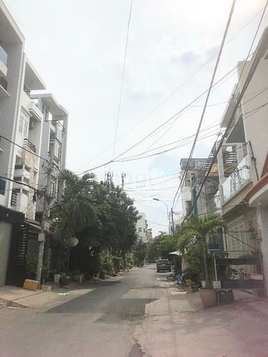 Hình ảnh Mặt Tiền 4 Tầng giáp Lâm Văn Bền. Quận 7